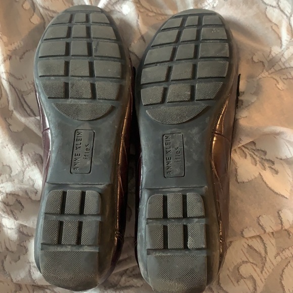 Anne Klein crocodile print flex loafers excellent condition - Picture 2 of 3